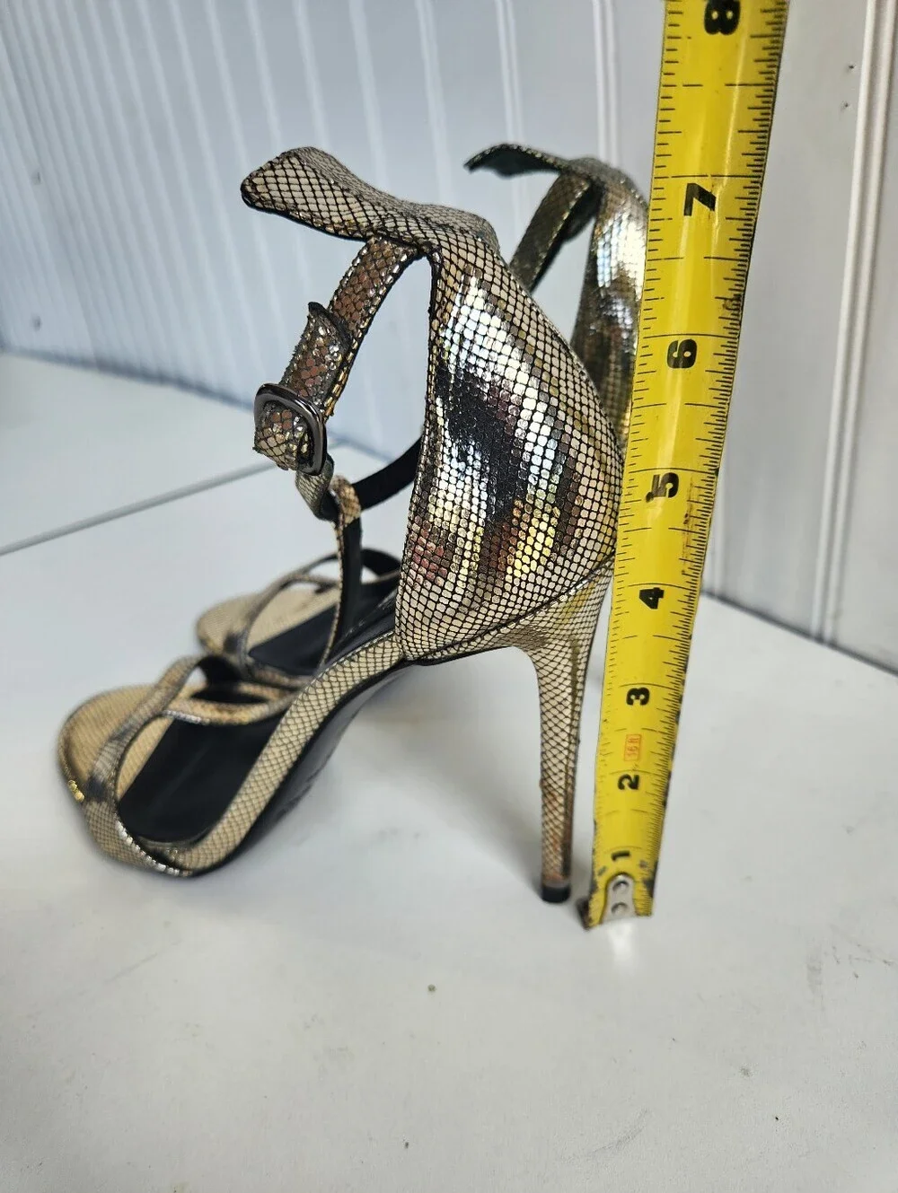 Rachel Zoe Strappy Gold Stilettos heels size 7